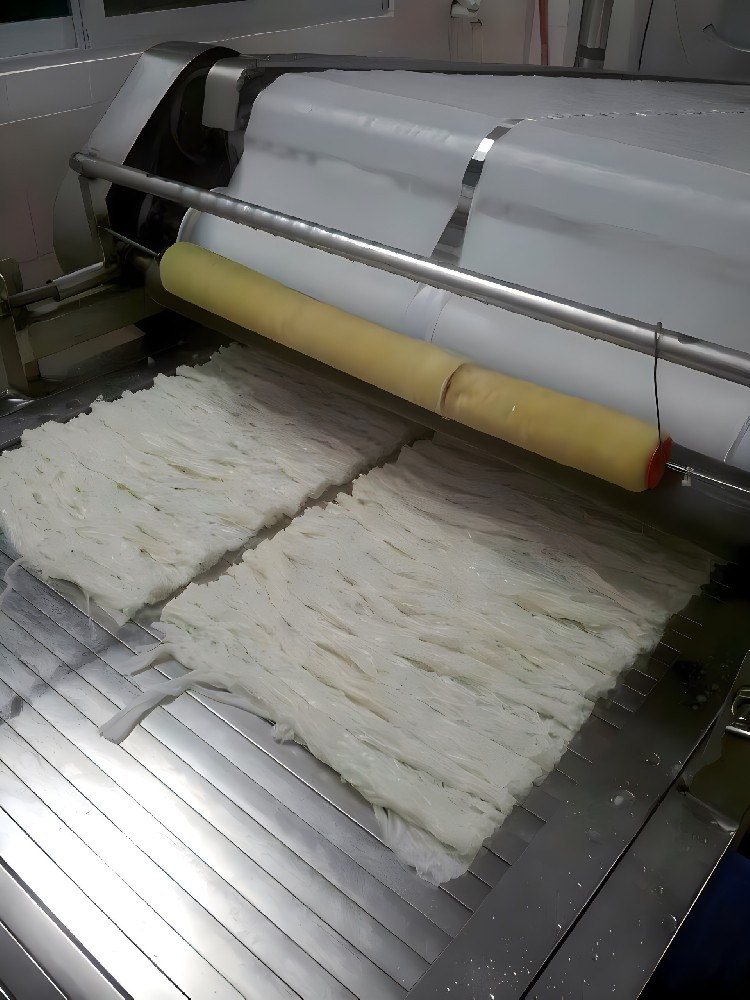 广东广州最专业的米面机械(河粉机）公司