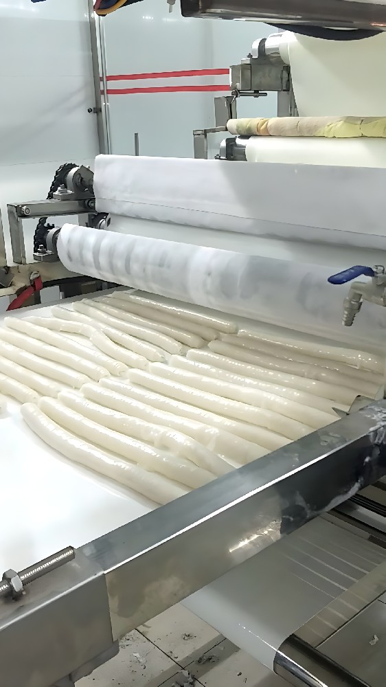 全自动河粉机价格，最新最节能的河粉机